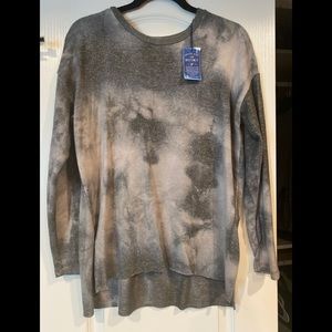 American Eagle Soft and Sexy Plush Top